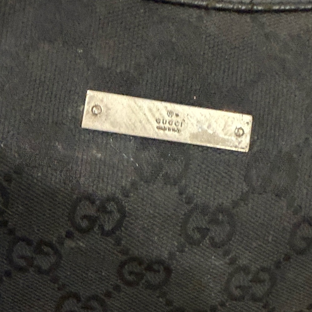 Gucci GG Canvas Crossbody Bag - Picture 8 of 16